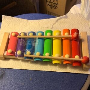 Colorful Wooden 8- Key Xylophone for Kids